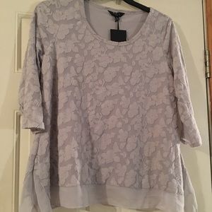 Simply Vera Wang Floral top